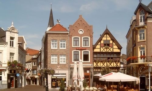 Sittard-central-square-monumental-houses-1